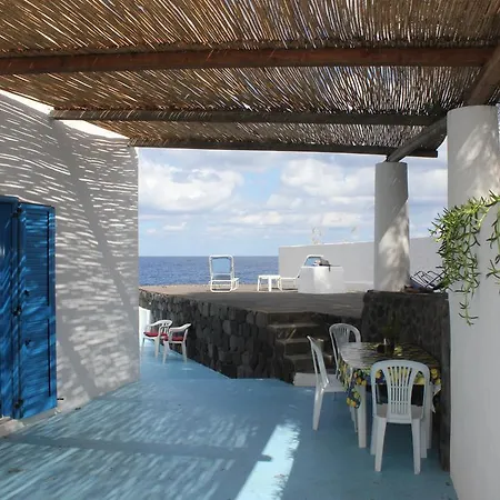 Ca Marina Villa Stromboli Room photo